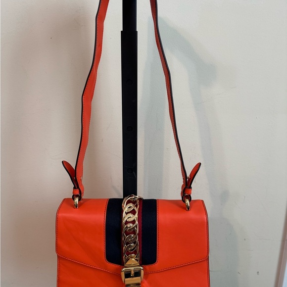 Gucci Silvie Orange Leather Shoulder Bag - Picture 3 of 14